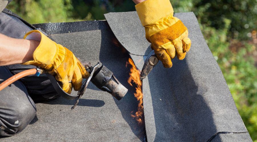 Expert Emergency Roof Repairs services in Eckerman, MI